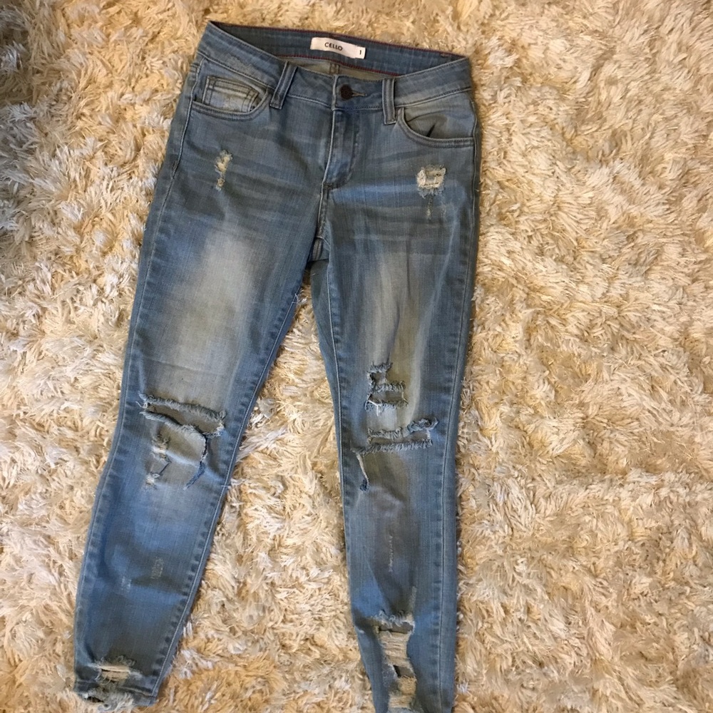 Ripped jeans